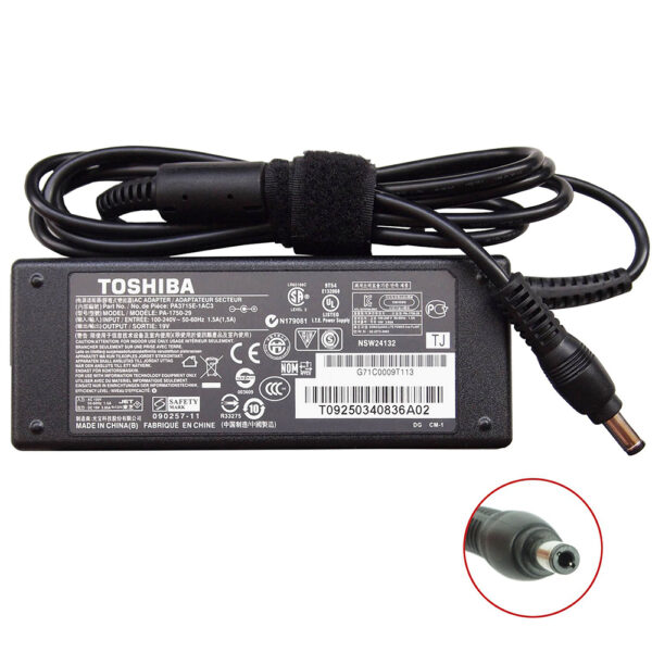 Toshiba 19V 3.42A 5.5 X 2.5 65W AC
